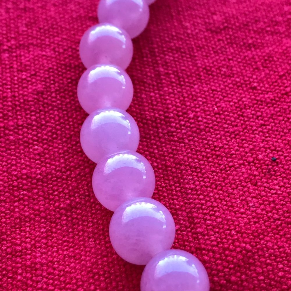 Beautiful Purple Jade Beaded Necklace VINTAGE